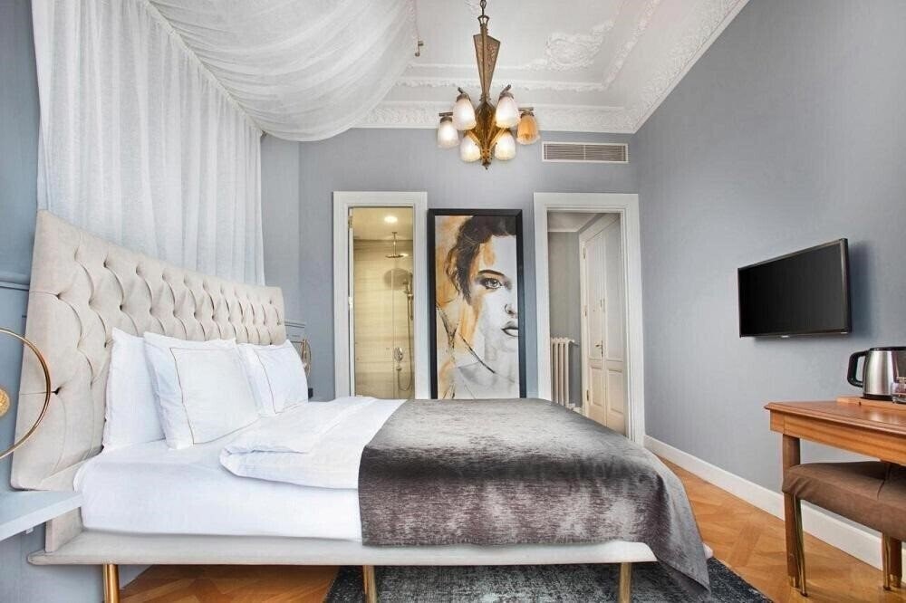 Отель Lina Hotel Taksim Pera 4*