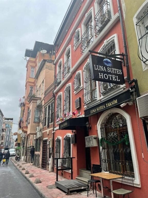 Отель Luna Suites Taksim 3*