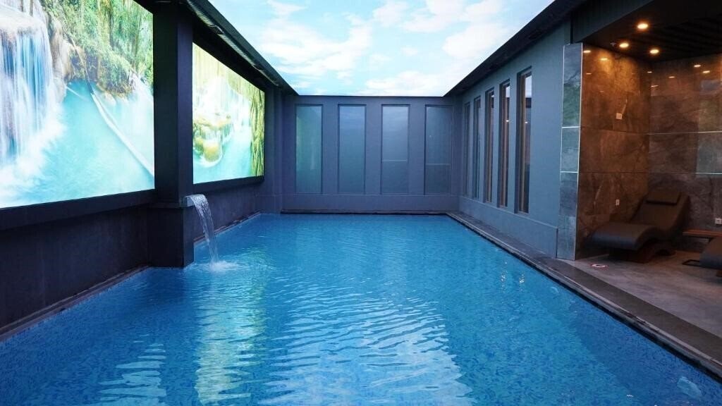 Отель Elite World Inn Istanbul Mahmutbey 4*