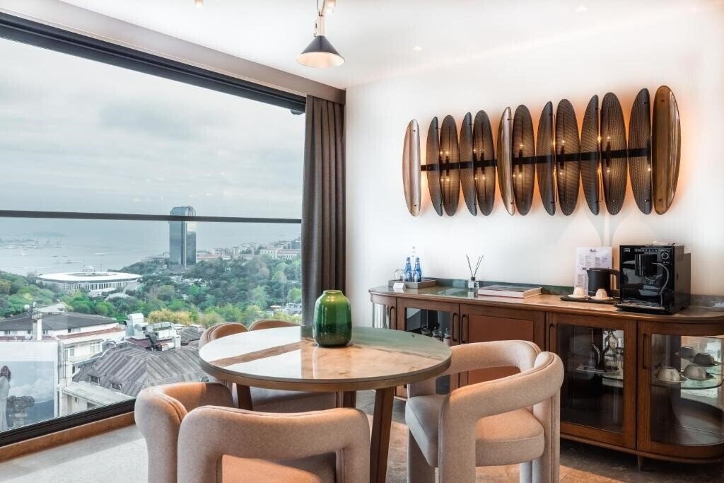 Фотография Glens Palas Istanbul Nisantasi (ex. Glens Palas Nisantasi, Nish Palas Istanbul, Nish Palas Istanbul by Hyatt) 5*