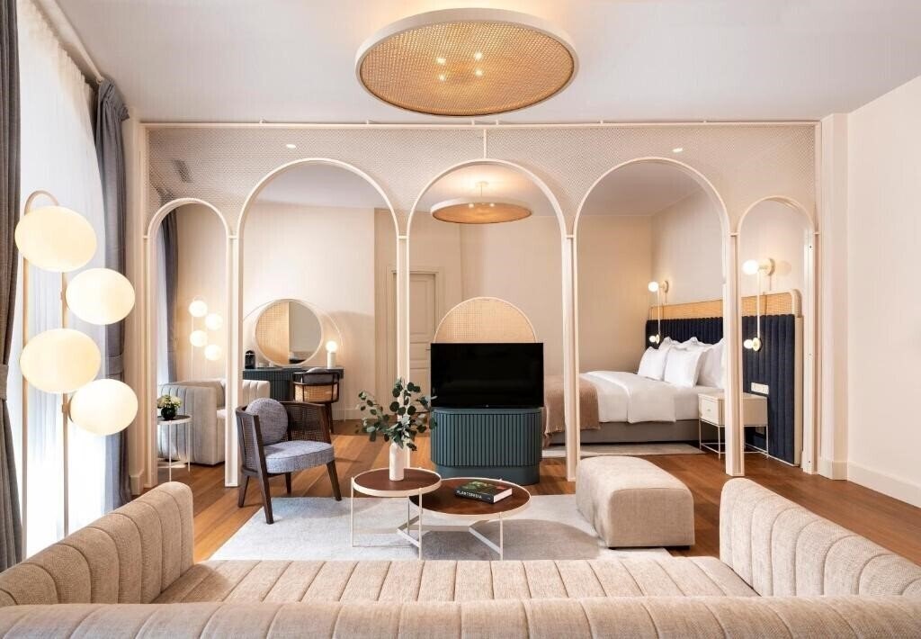 Готель Ecole St.Pierre 5*
