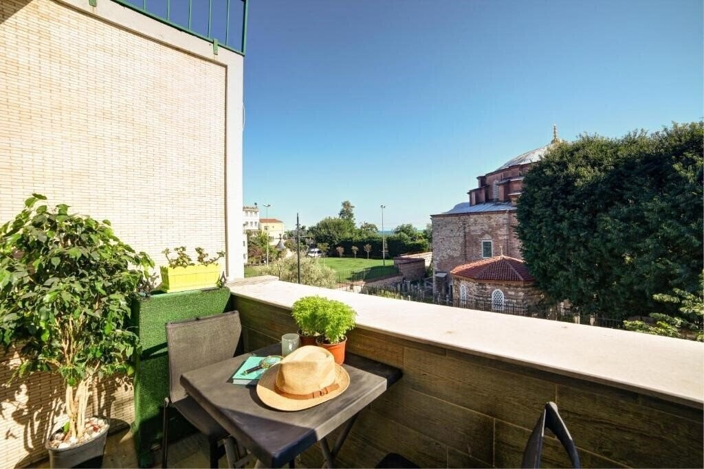 Готель Elite Aparts By Mk 3*