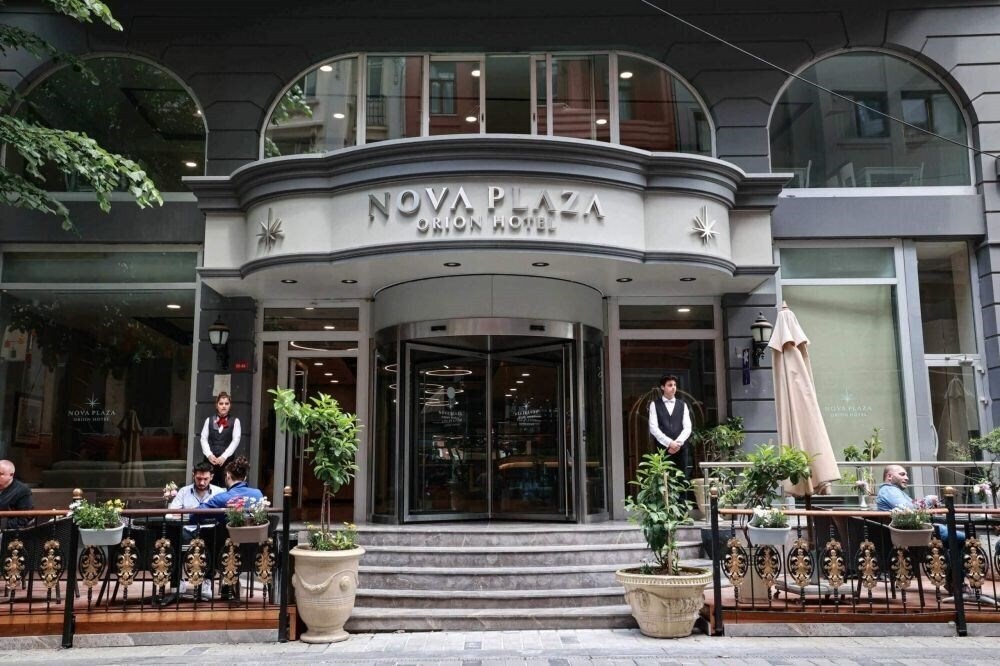 Отель Nova Plaza Orion Hotel 4*