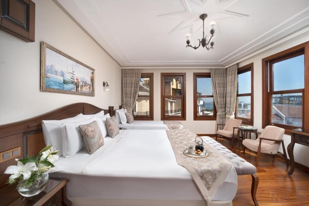 Отель Bender Hotel Boutique 4*