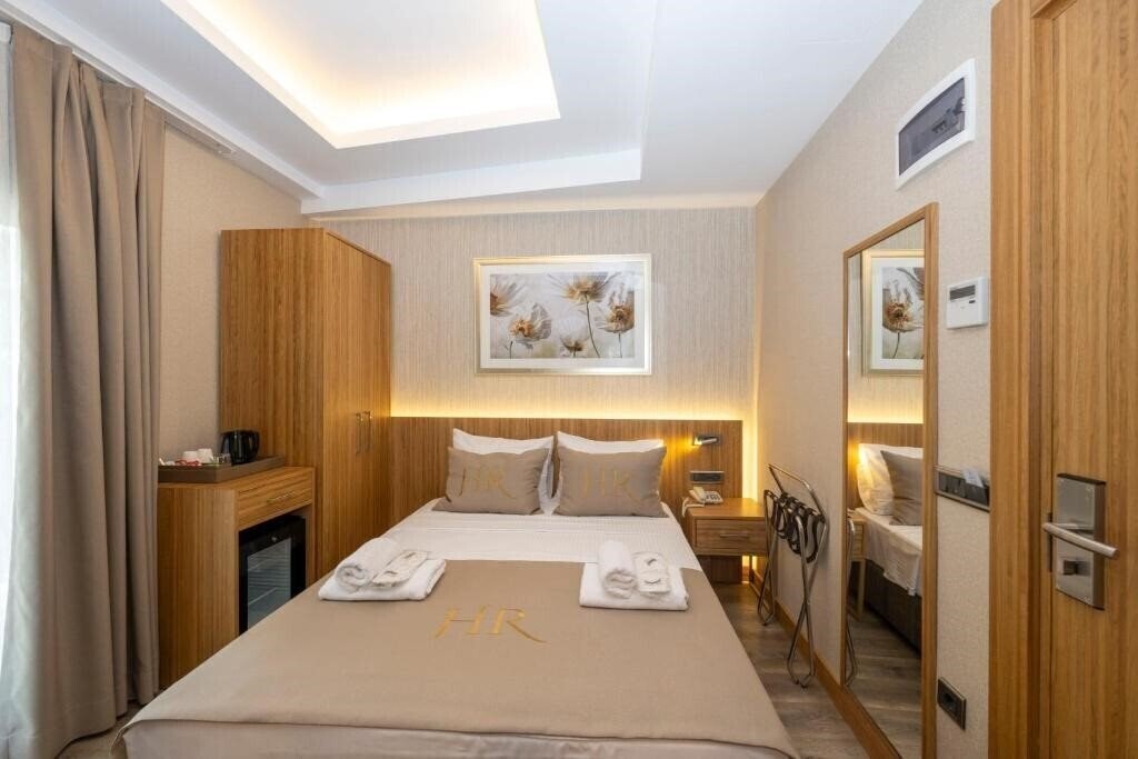 Фото Ravi Hotel 3*