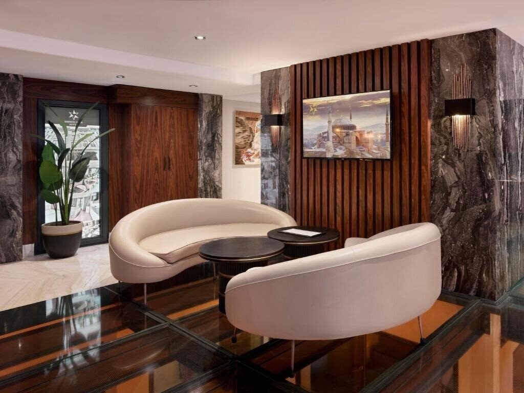 Фото Shining Star Hotel 4*