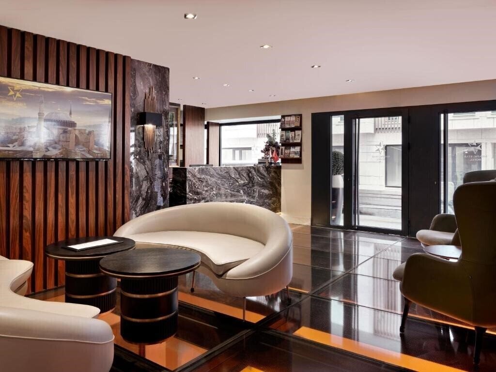 Картинка Shining Star Hotel 4*