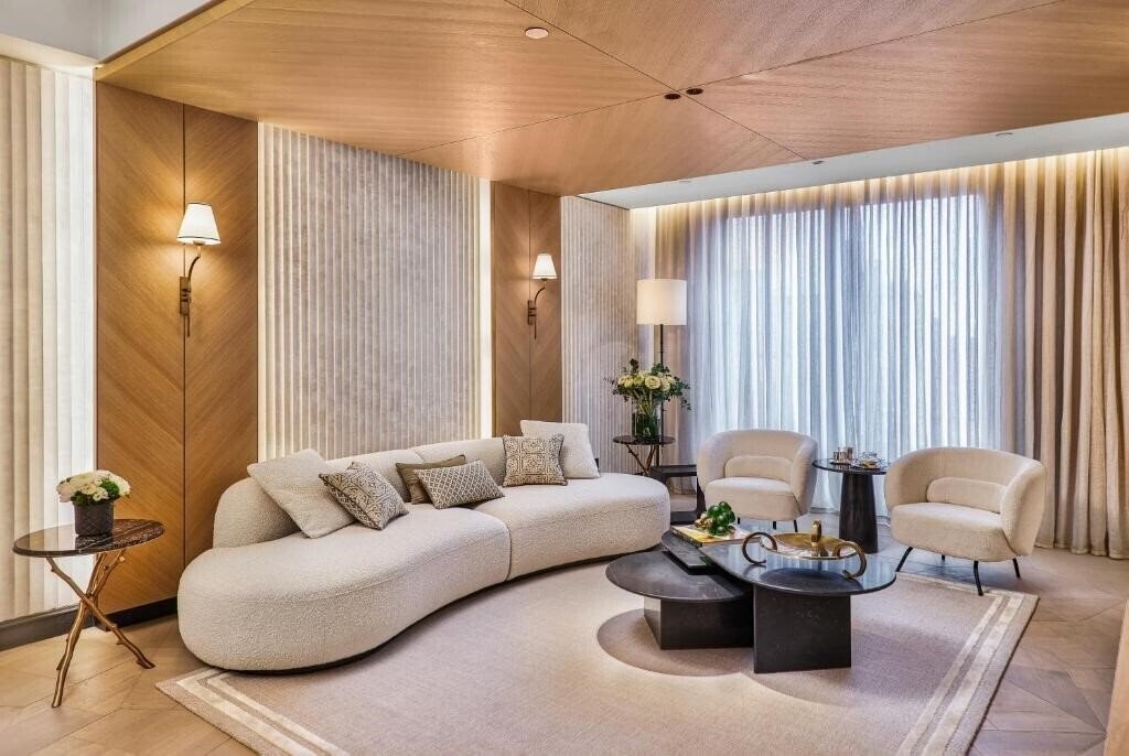 Готель Vakko Hotel & Residence 5*