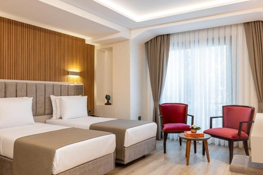 Отель Carina Gold Hotel 4*