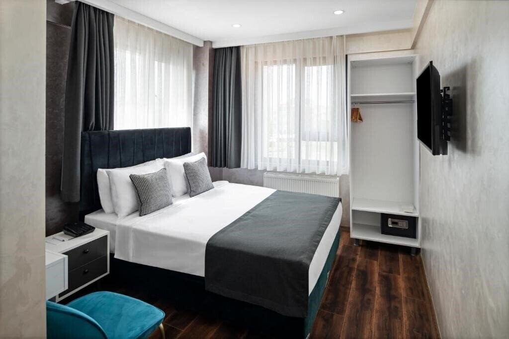 Готель Istanbul Efes Hotel 3*
