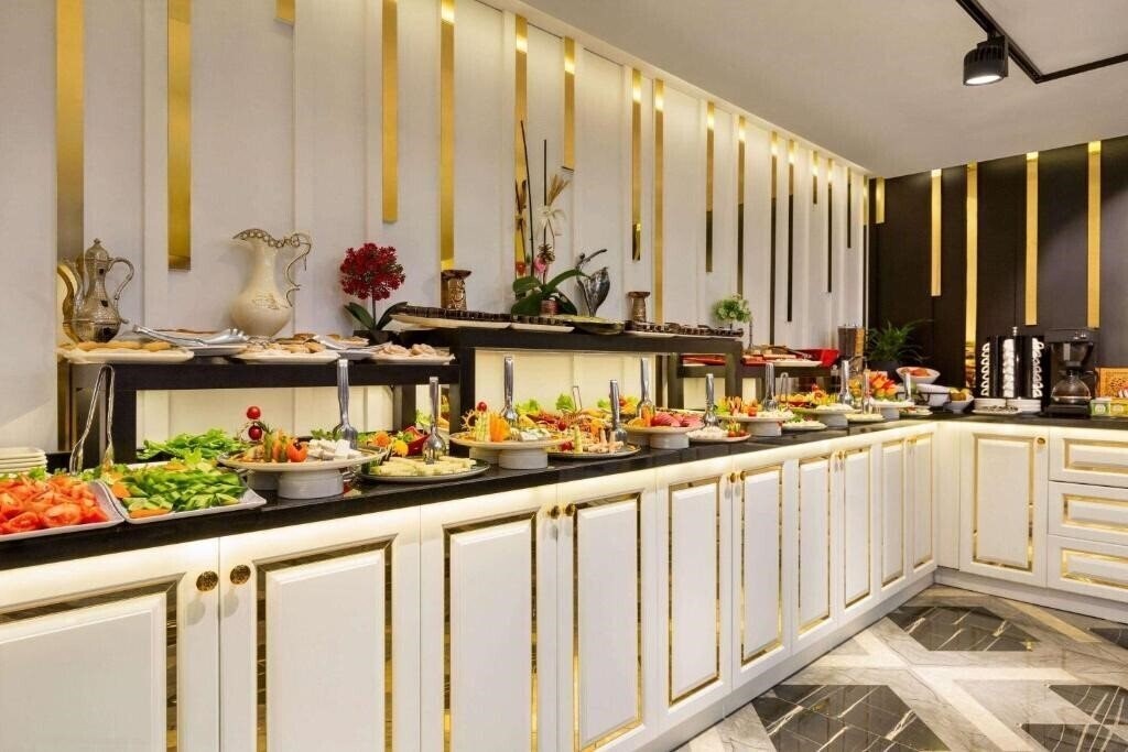 Зображення Operla Airport Hotels Trademark Collection by Wyndham 4*