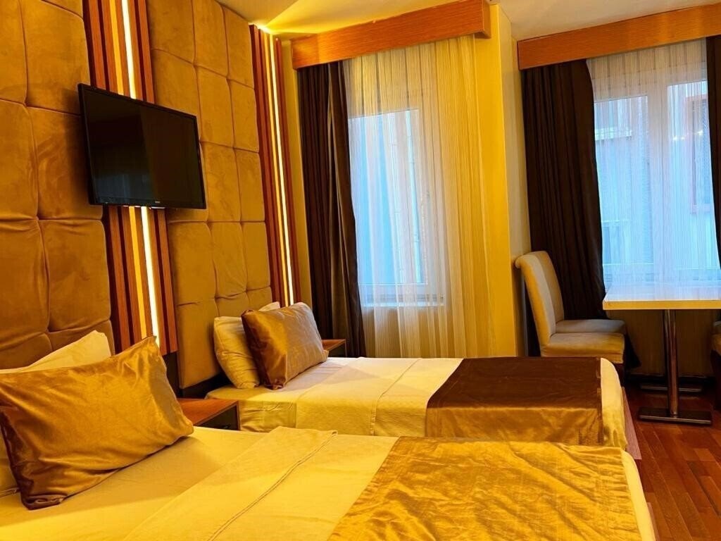 Фотографія Taksim Cetinkaya Suite 3*