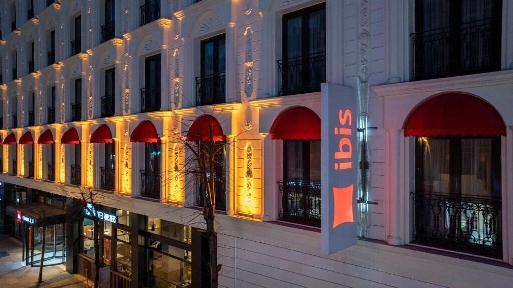 Готель Ibis Istanbul Sisli 4*