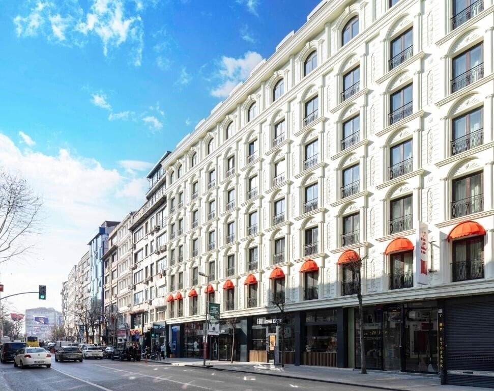 Фото Ibis Istanbul Sisli 4*