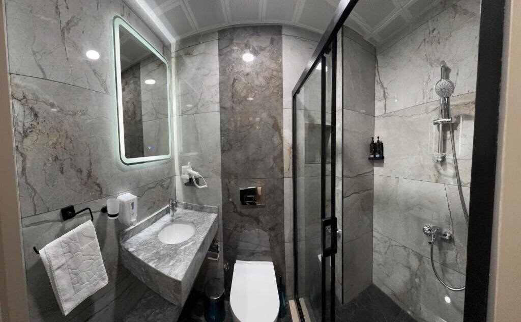 Фото Grand Best Nobel Hotel 2 Istanbul (ex. Best Nobel Hotel 2 Aksaray Istanbul, Best Nobel Hotel Old Town) 3*