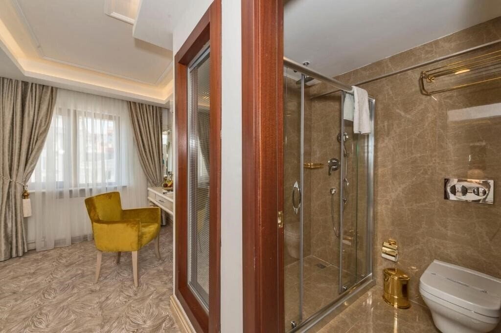 Фото Escardin Hotel 3*