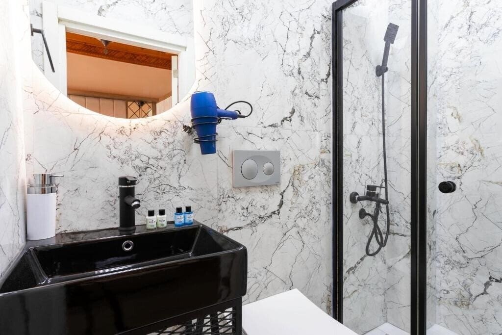 Фото Astra Boutique Hotel 5*