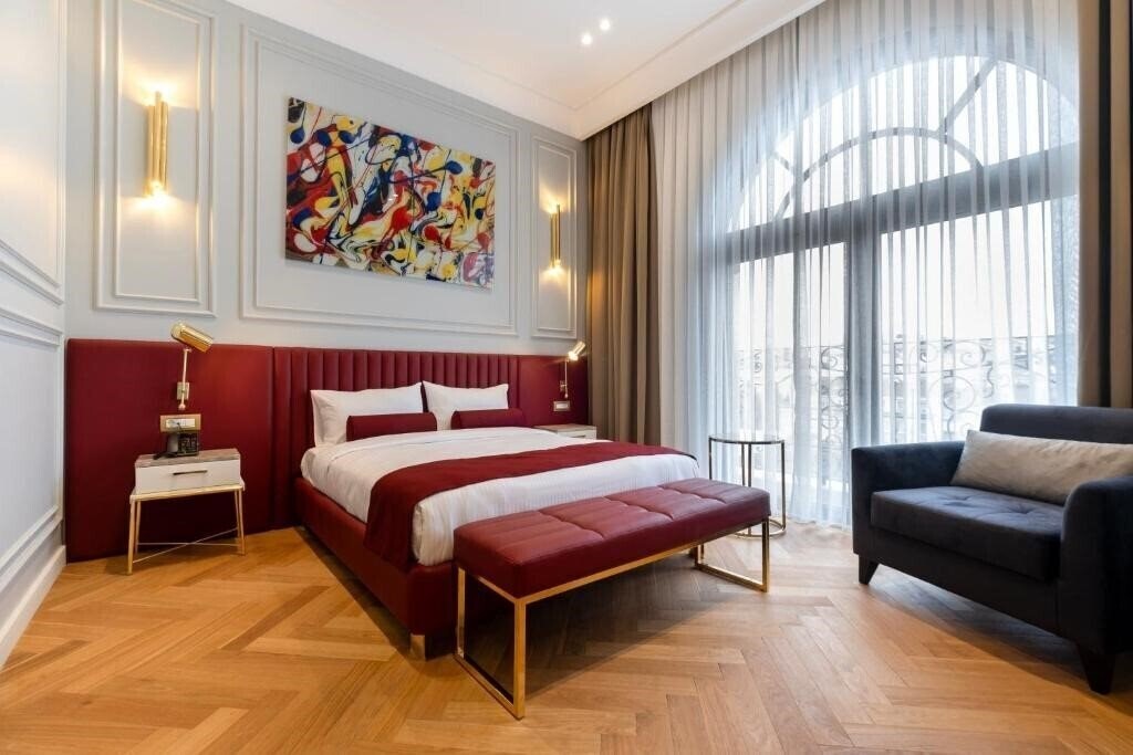 Фото New Inn Hotel Old Town 4*