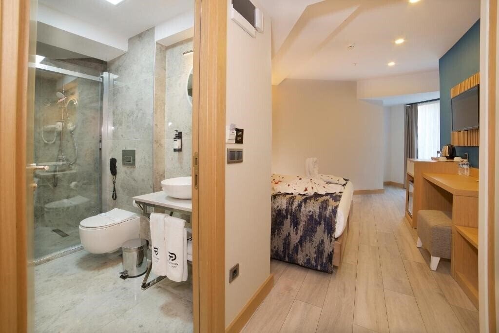 Фотографія Downtown Sirkeci Hotel 3*