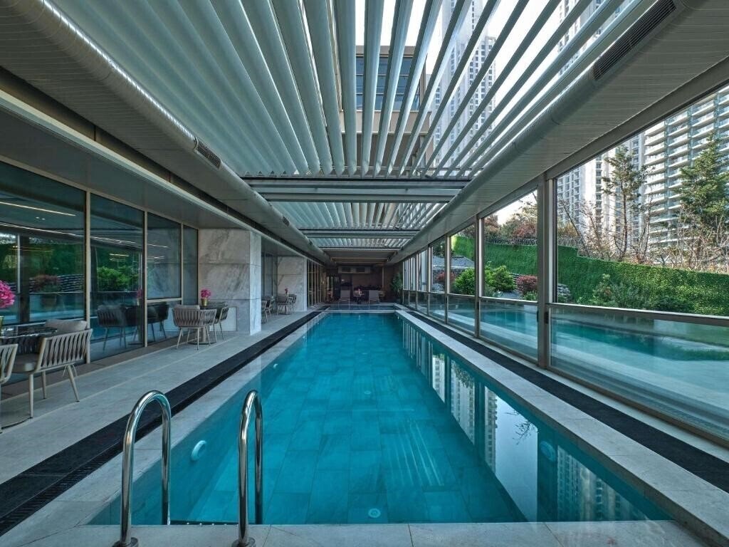 Фотографія Novotel Istanbul Bomonti 5*