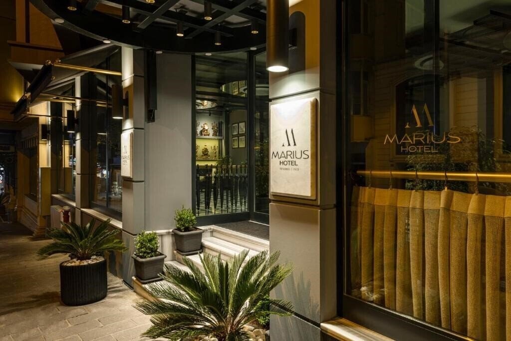 Готель Marius Hotel 5*