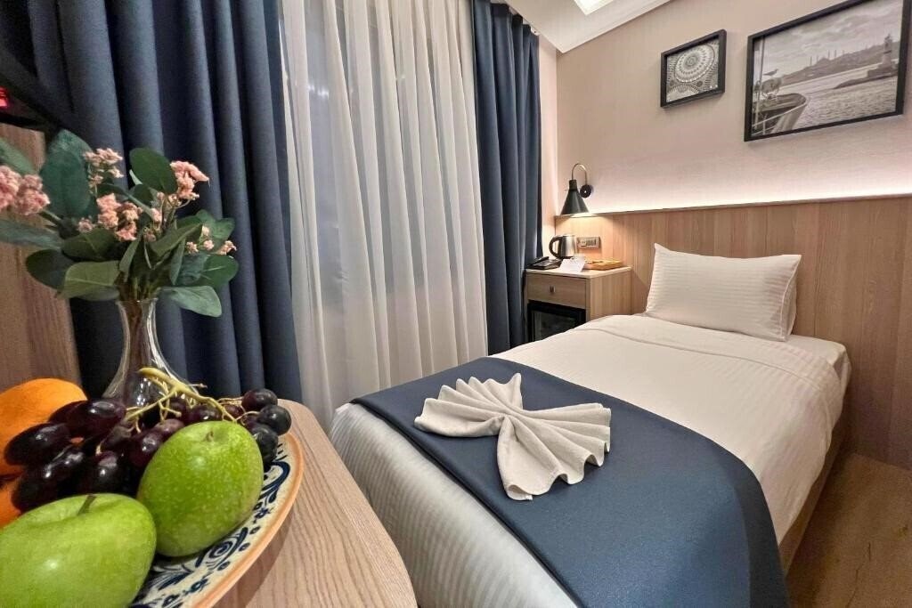 Фото Woxx Hotel 3*
