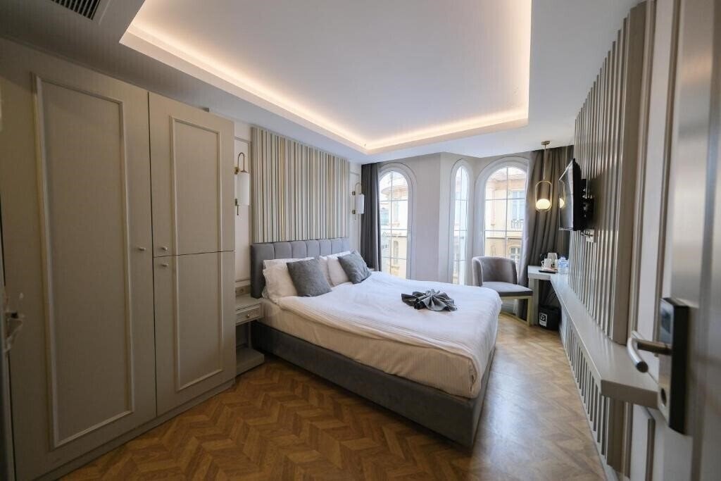 Готель Serai Hotel 4*