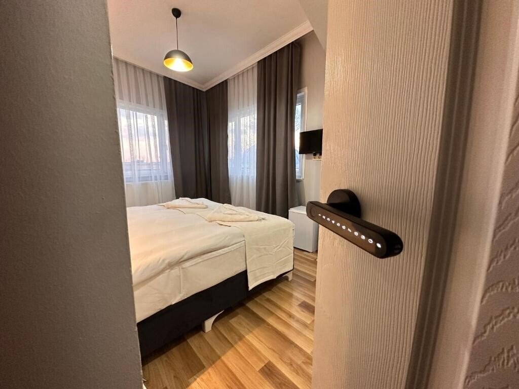 Отель Asparagus Hotel & Suites Old City 4*