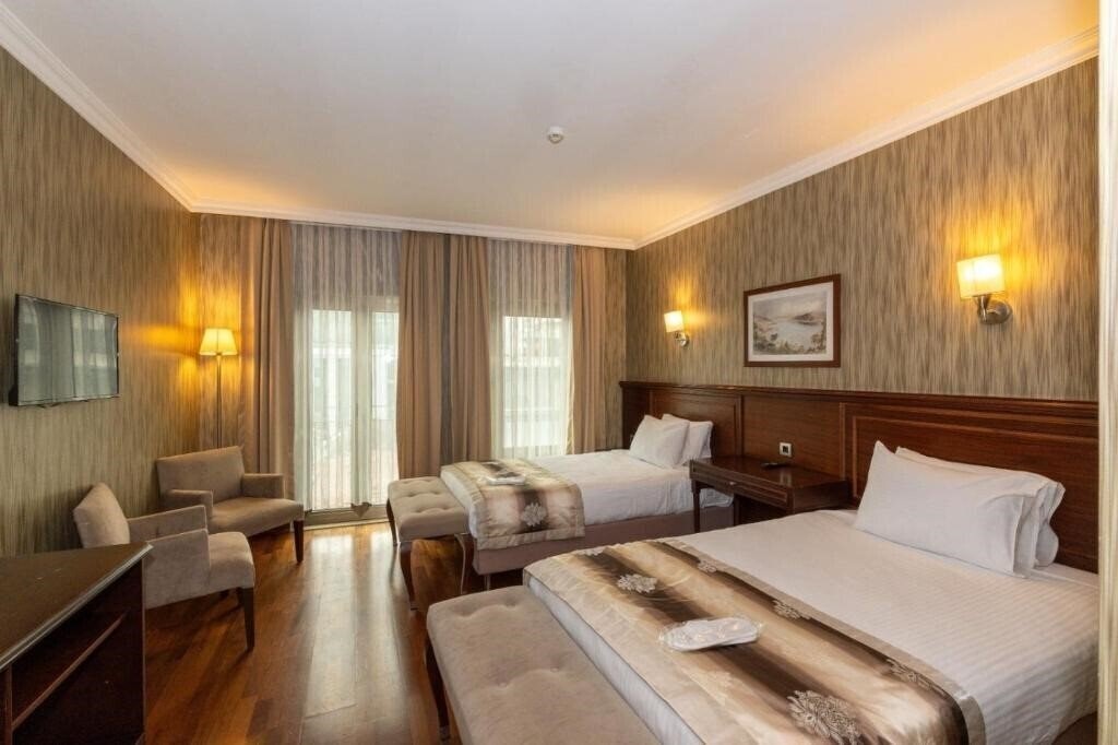 Готель Crestium Taksim Prive & SPA Hotel 4*