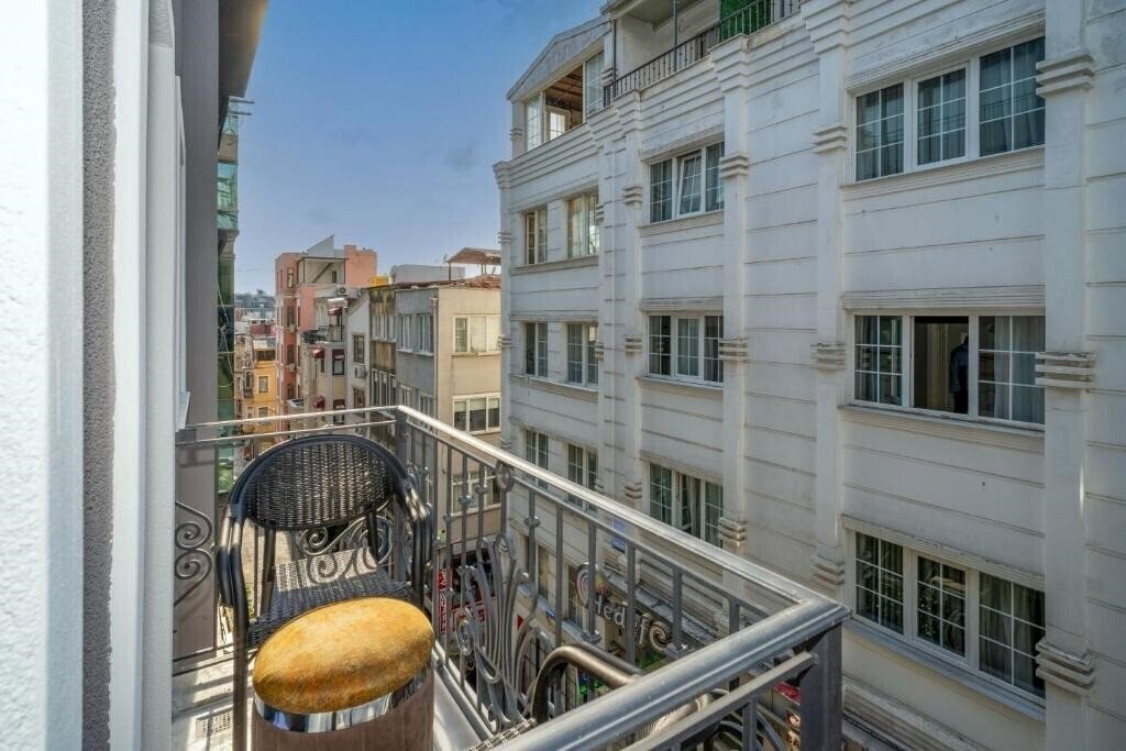 Картинка Robin Hotel Istanbul 3*