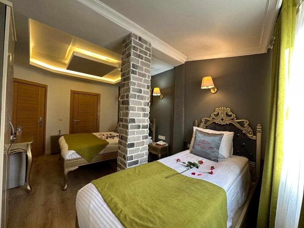 Готель Ethnica Hotel Old City 4*