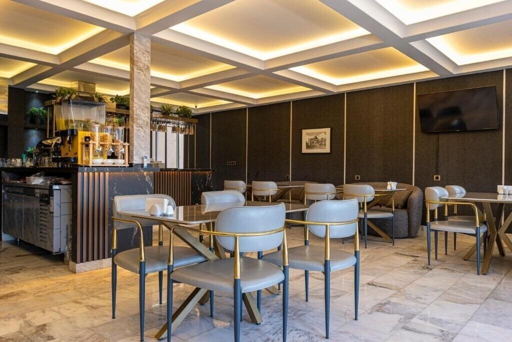 Фото Elite World Homes Bosphorus Istanbul 3*