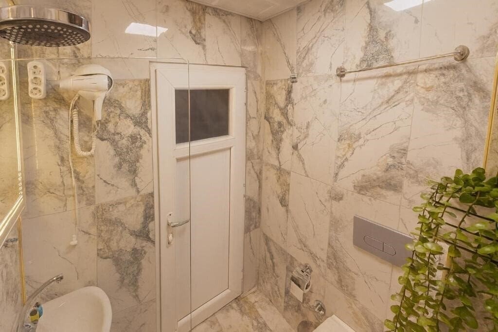 Фотографія Ozer Hotel & Apartments 3*