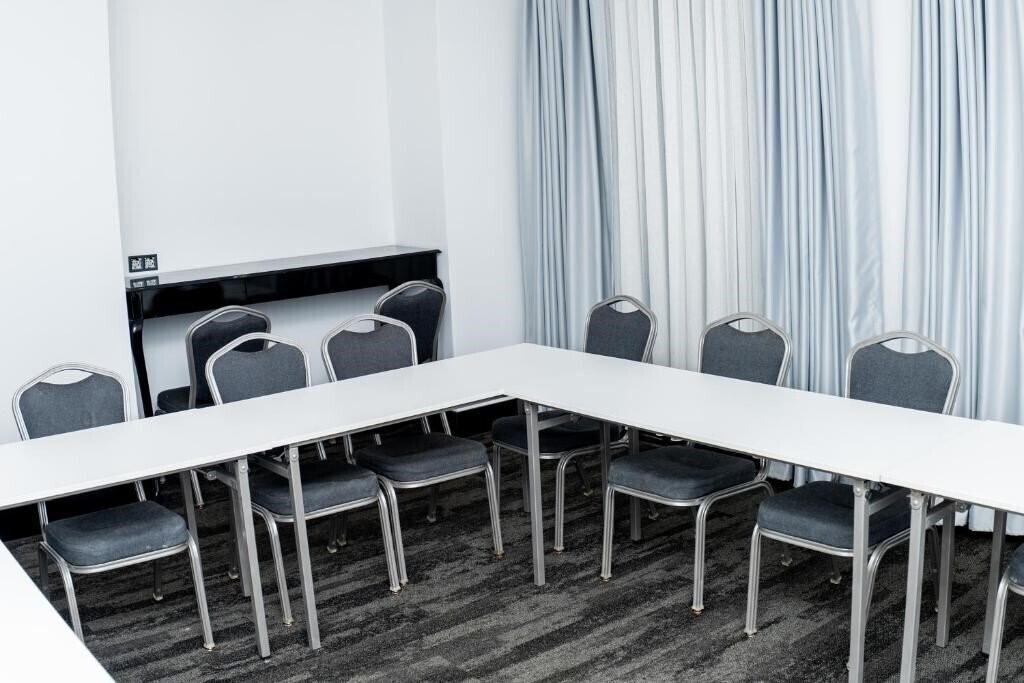 Фотография Business Life Hotel & SPA Bakirkoy 3*