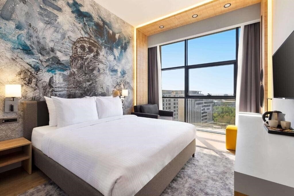 Отель Days Inn & Suites by Wyndham Istanbul Esenyurt 4*