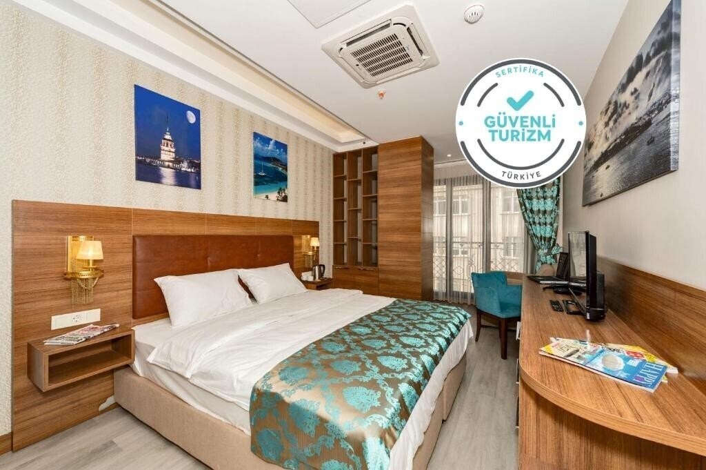 Готель Grand Palace Hotel Bahcelievler 3*