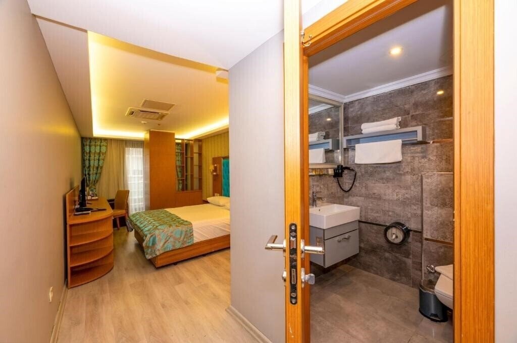 Картинка Grand Palace Hotel Bahcelievler 3*