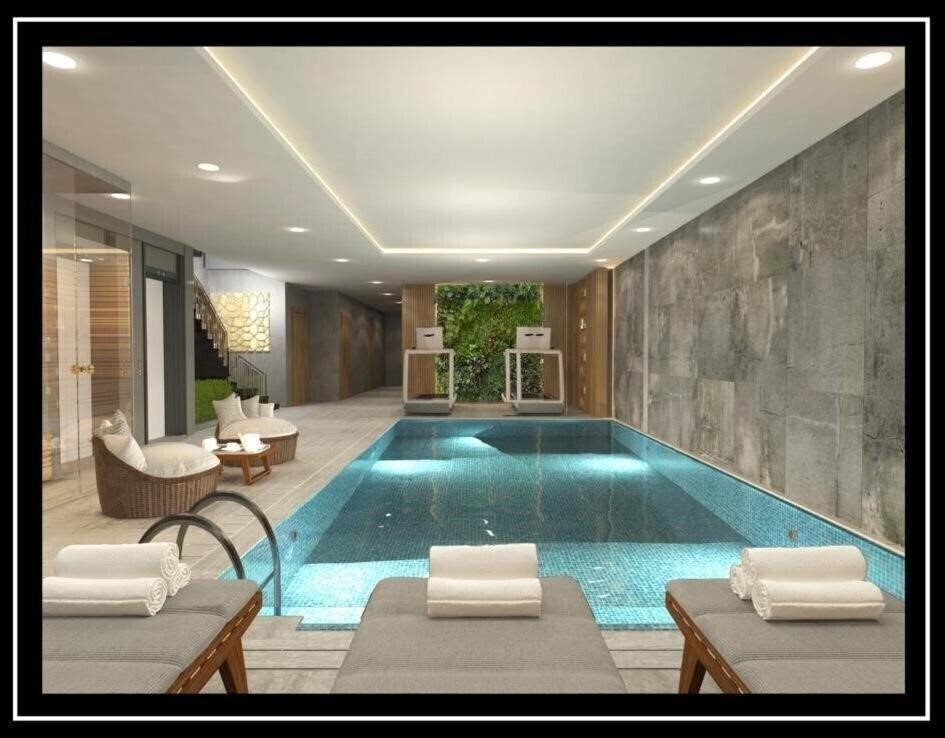 Фото Lions Royal Hotel 4*