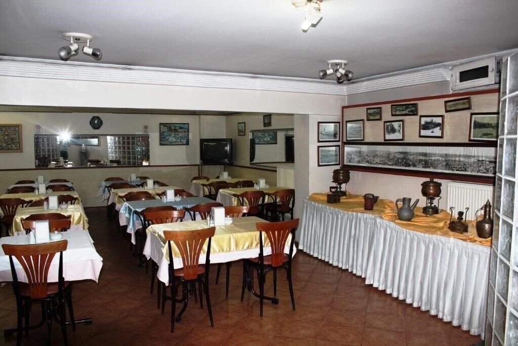 Готель Kadikoy Otel 3*