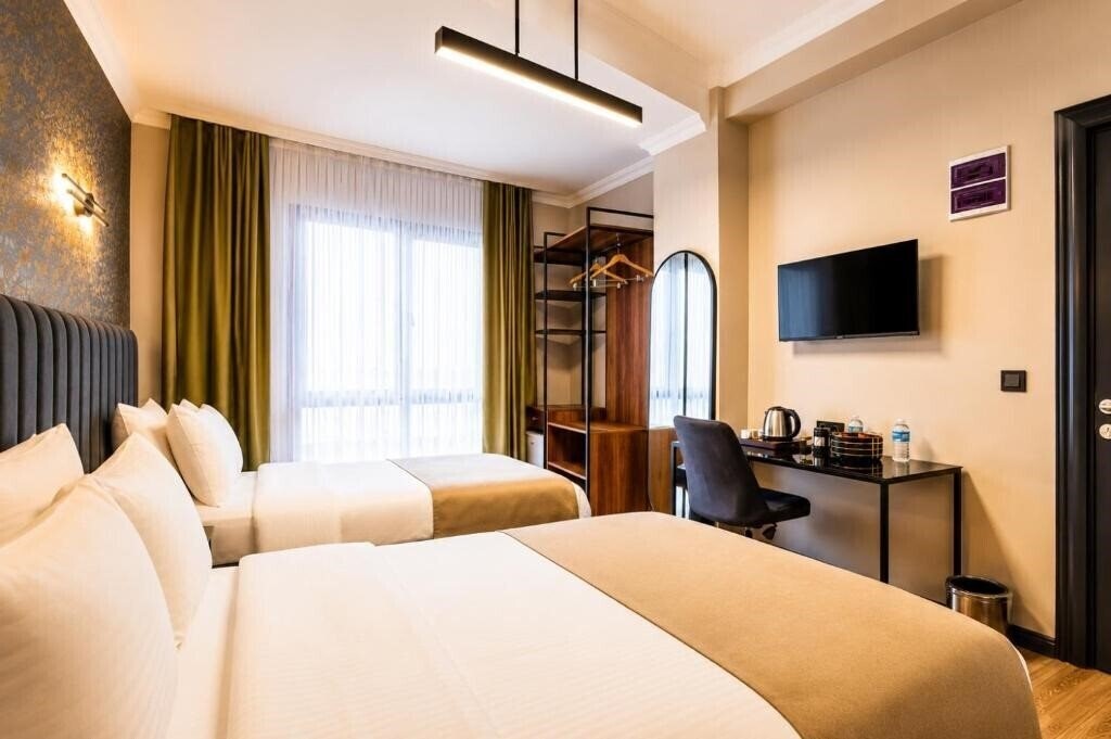 Фото Lenora Airport Hotel 3*