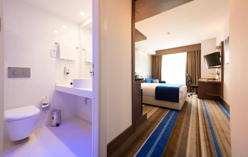 Фотографія Liv City Hotels 3*