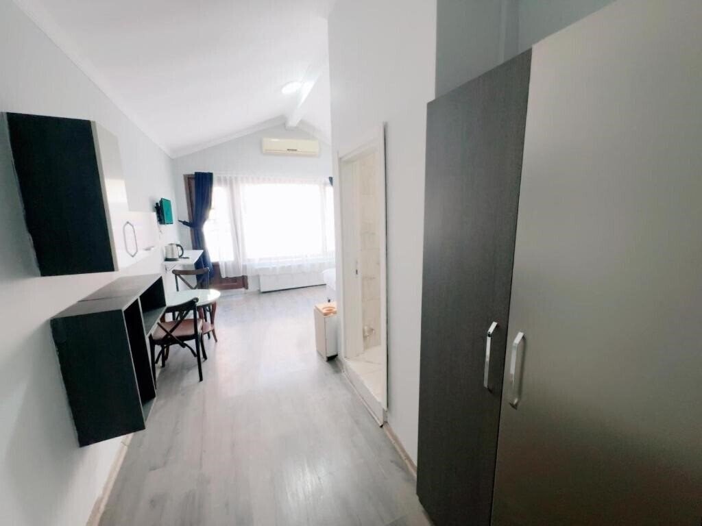 Готель Taksim Centre Hotel (ex. Hub Inn Pera) 3*