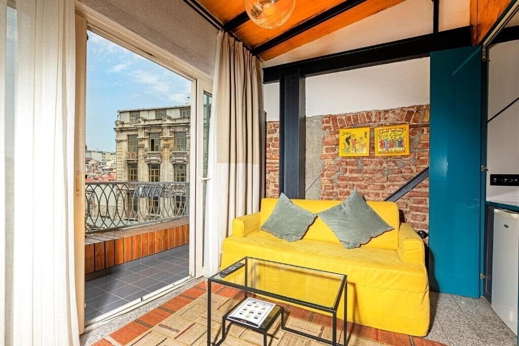 Готель Raven Suites Taksim 3*