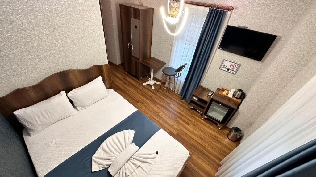 Готель La Vien Hotel Old City (ex. Aras Boutique Hotel) 4*