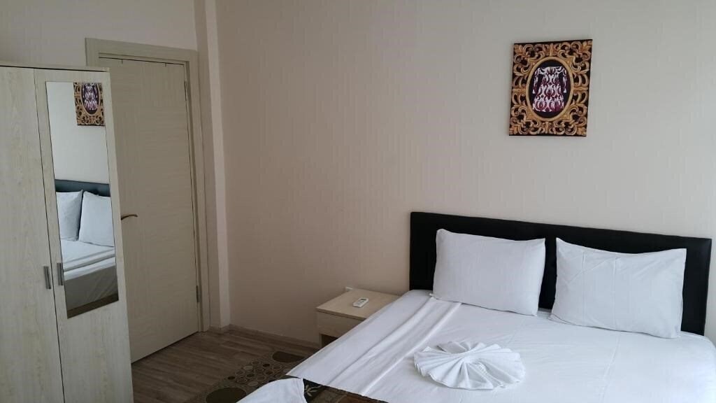 Фотографія Berce Hotel Istanbul (ex. Berce Hotel) 3*