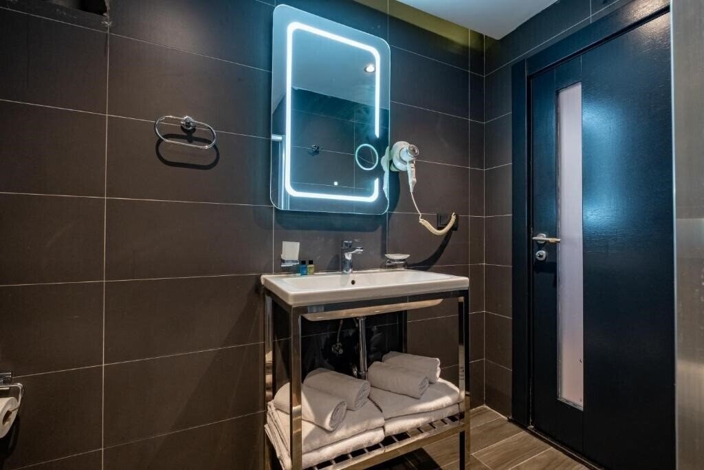 Фото The Row Suites Taksim 4*