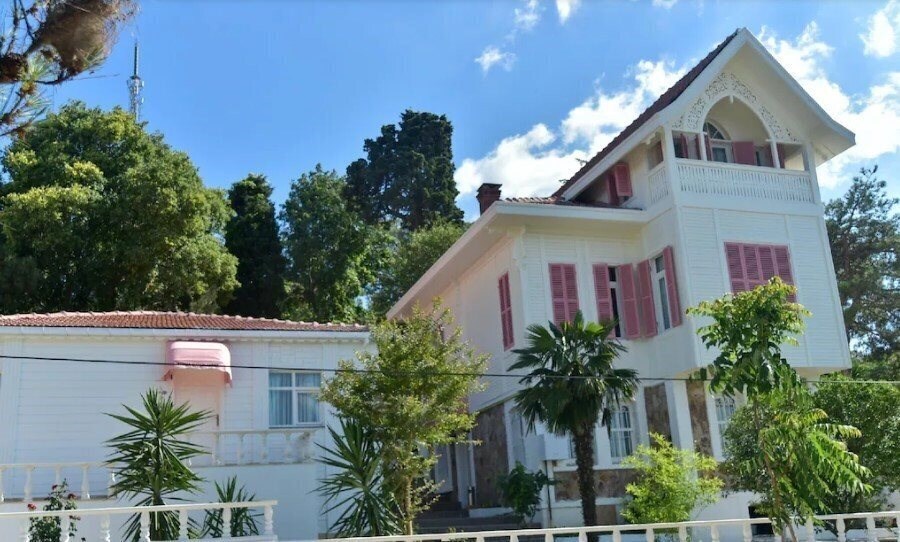 Готель Noya Kosk Otel 3*