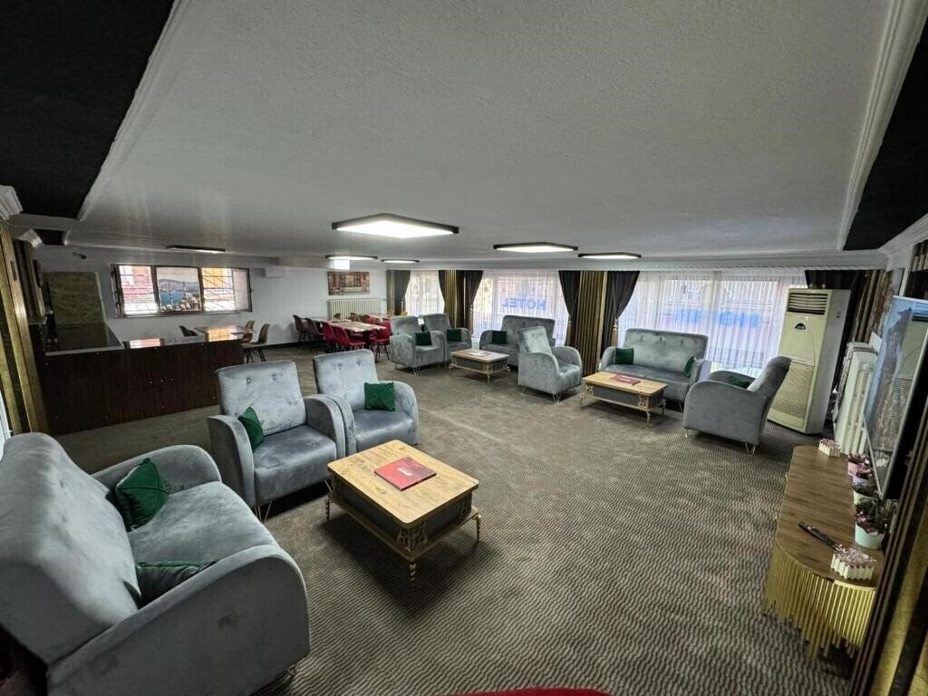 Отель Hotel Metropol 3*