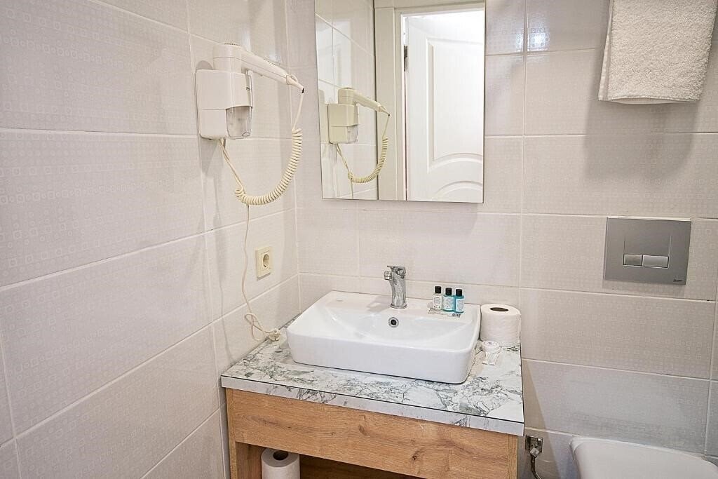 Фотография Lion City Hotel Istanbul (ex. Lion City Otel, Lion City Hotel) 3*