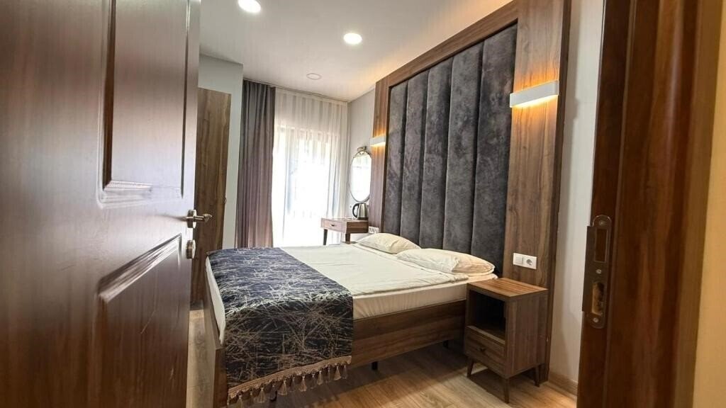 Готель Han Suite Hotel 3*
